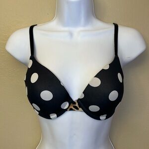 PINK Wear Everywhere T-Shirt Lightly Lined Bra Size 32D